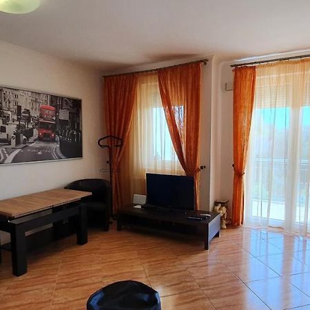 Bazsi Golden Beach Apartman Siófok Exteriör bild