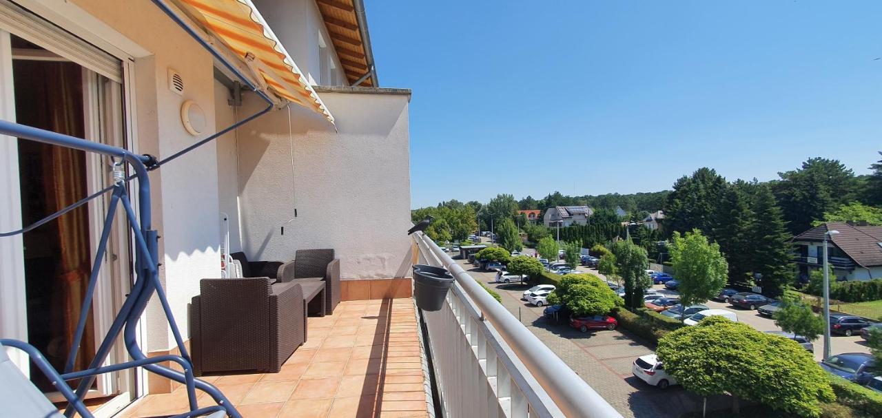 Bazsi Golden Beach Apartman Siófok Exteriör bild